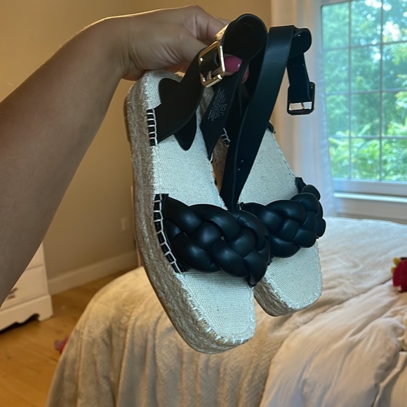 H&M | NWOT | Black Braided Platform Sandal - Picture 7 of 7